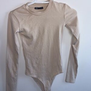 Zara Neutral Long Sleeve Top